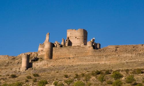 Imagen de Castillo de Bobadilla de Moya y recinto amurallado (Moya): Llave de reinos